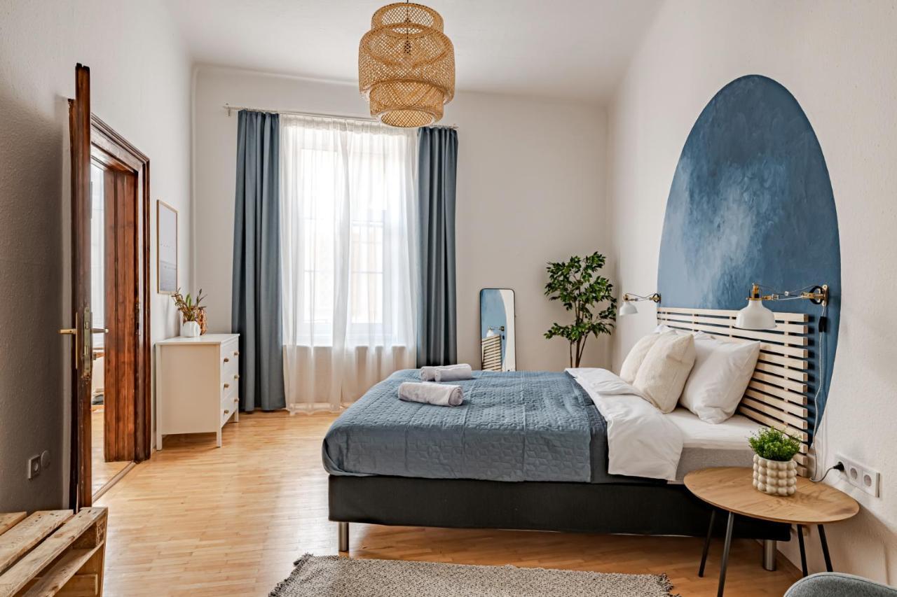 Blue Peace Downtown Apartment Budapest Ngoại thất bức ảnh