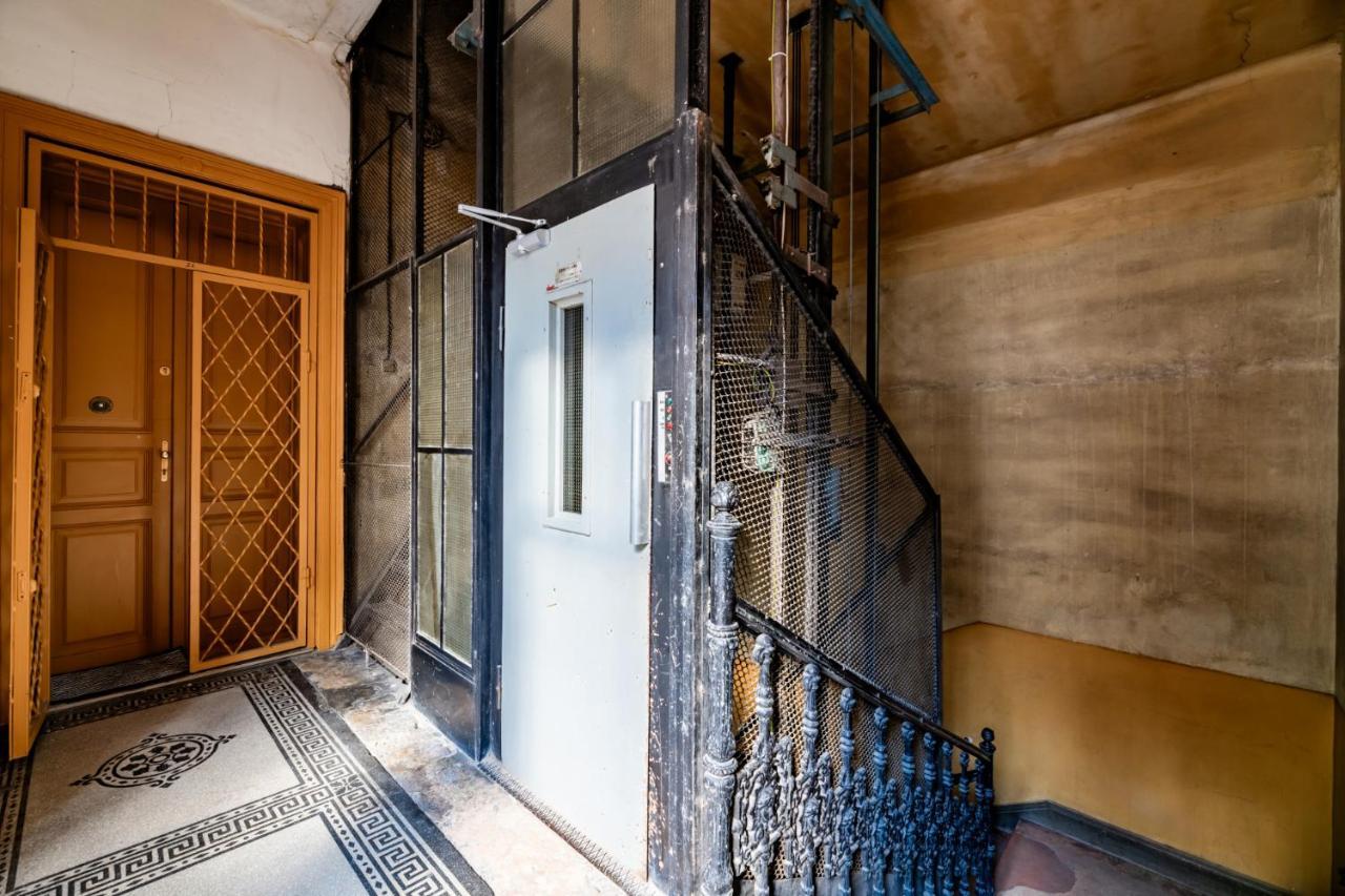 Blue Peace Downtown Apartment Budapest Ngoại thất bức ảnh
