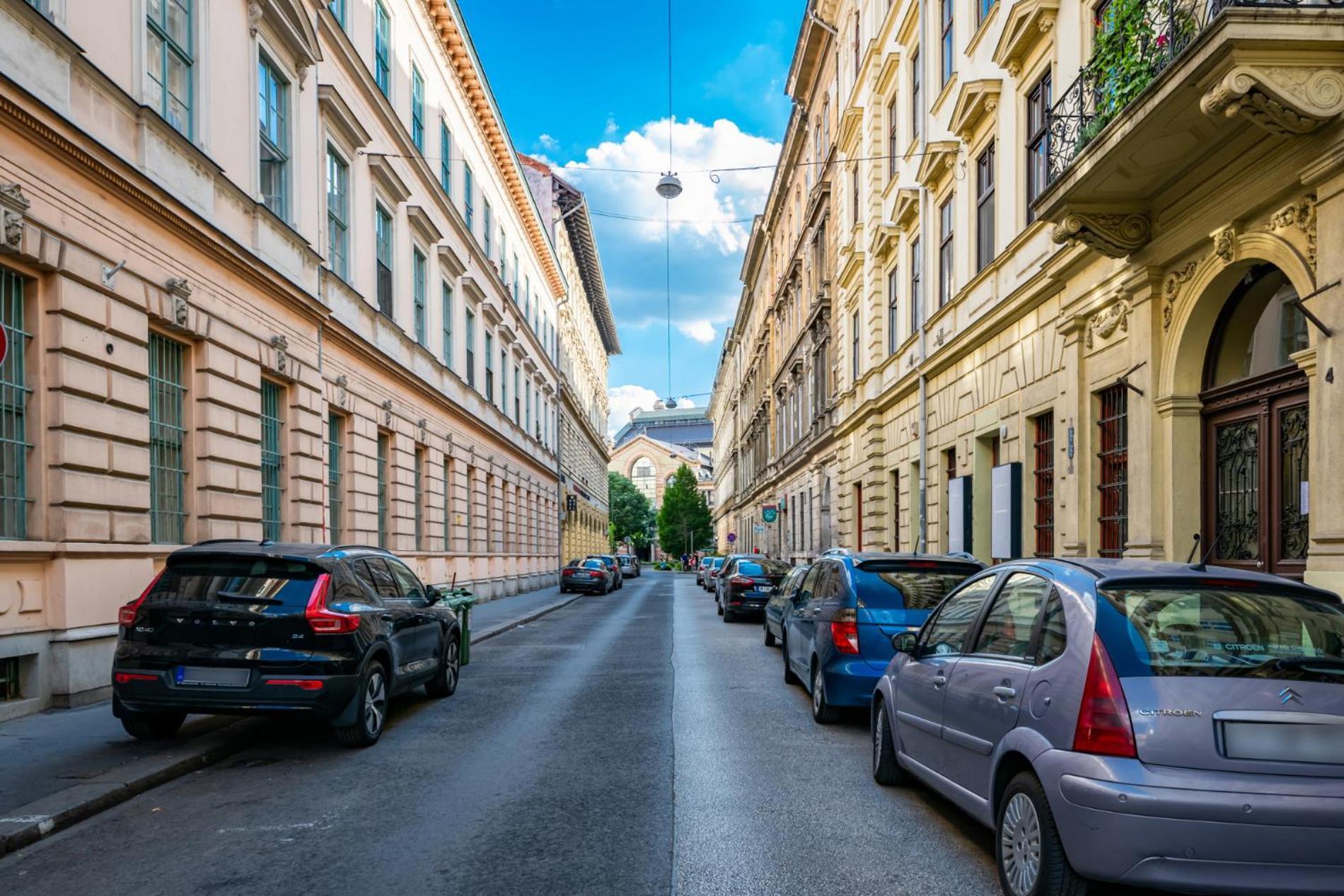 Blue Peace Downtown Apartment Budapest Ngoại thất bức ảnh