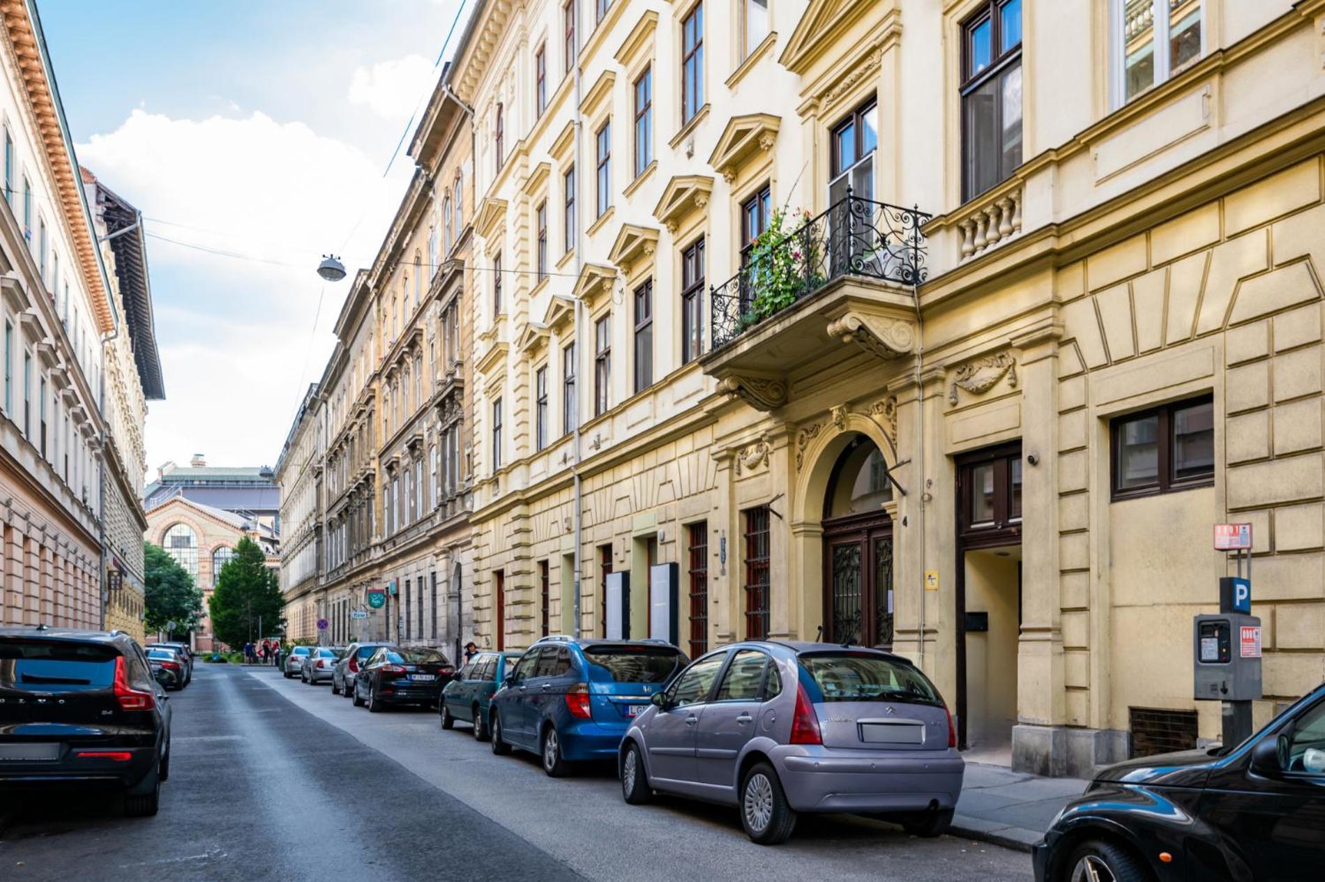 Blue Peace Downtown Apartment Budapest Ngoại thất bức ảnh